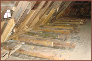 Sanierung Kirche Berthelsdorf Dachstuhl 2007
